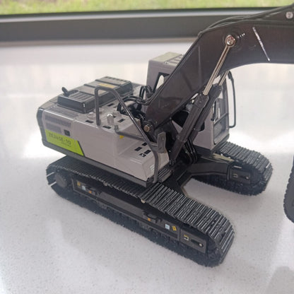 1:43 ZOOMLION ZE245E-10 Excavator Construction Machinery Vehicle Diecast Model
