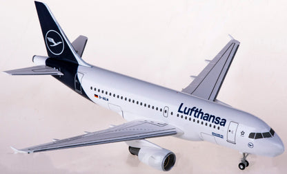 1:200 Hogan Lufthansa AIRBUS A319 Passenger Airplane ABS Plastic Aircraft Model