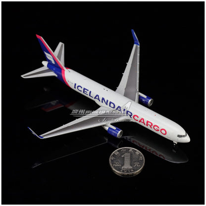 1:400 JC Wings ICELANDAIR BOEING 767-300ER Airplane Diecast Aircraft Plane Model