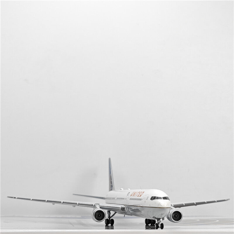 1:400 JC Wings BOEING B777-300 Passenger Airplane Diecast Aircraft Model