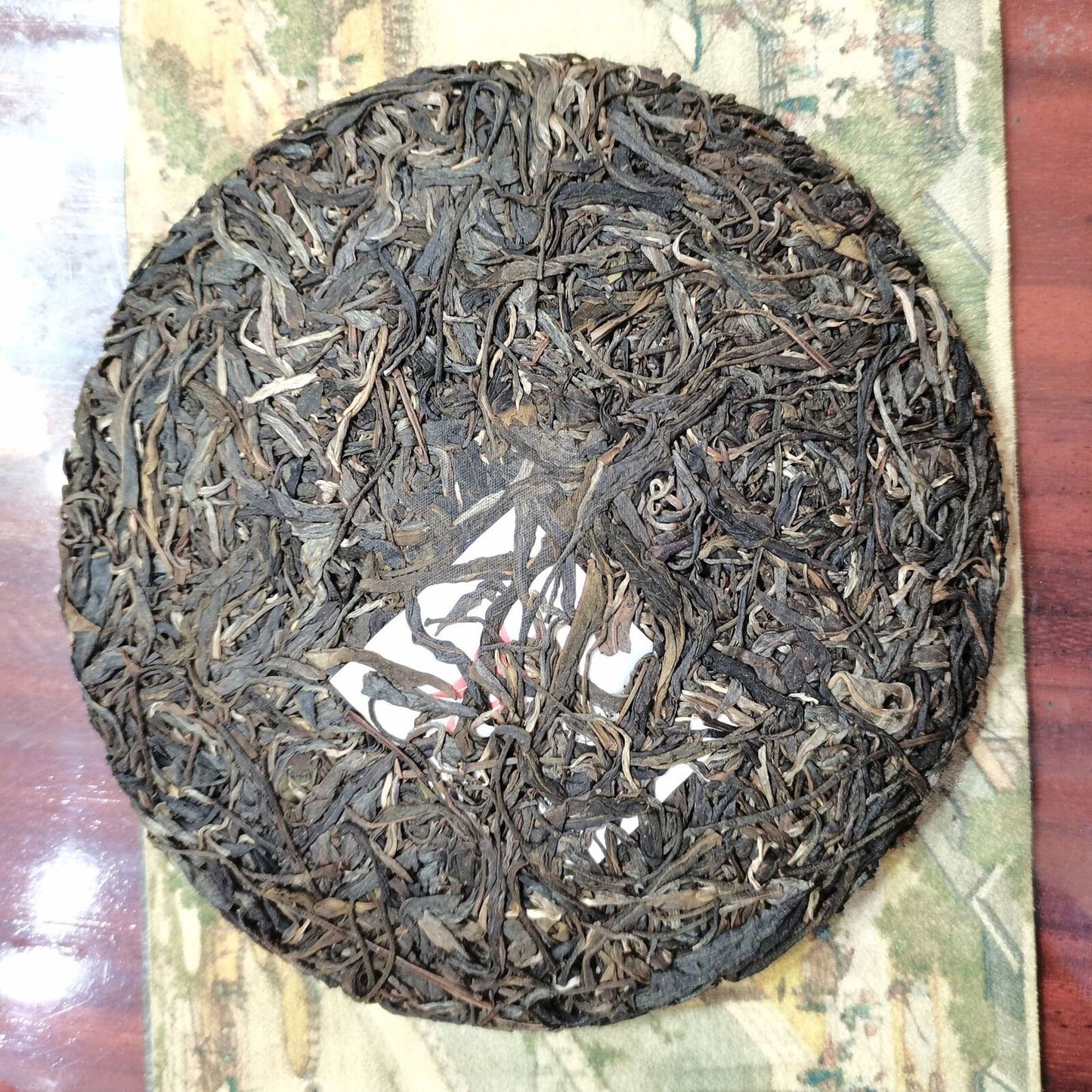 Organic Puerh Tea Menghai Old Tree 357g Pu-erh Raw Tea Round Cake