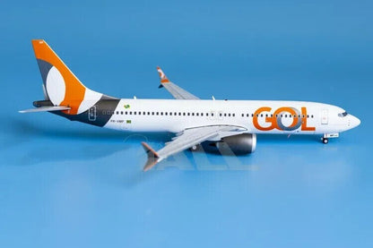 1:200 GeminiJets GOL BOEING 737 MAX 8 Passenger Airplane Diecast Aircraft Model