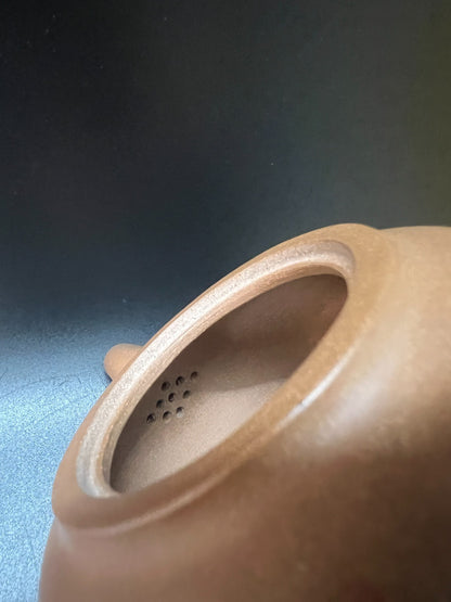 210cc chinese Yixing Handmade Zisha Duan clay Teapot NiuGai Hu Tea Pot