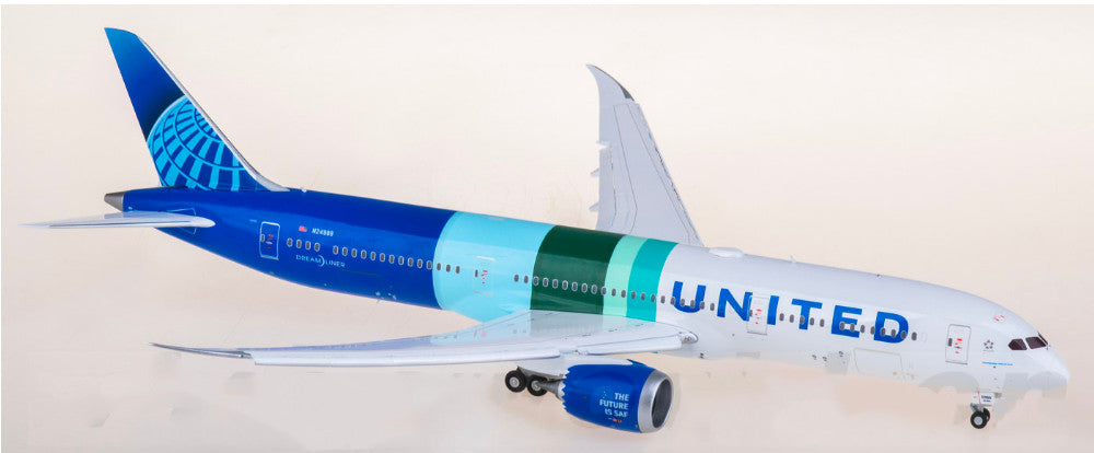 1:200 Geminijets United Airlines Boeing 787-9 Passenger Airplane Diecast Model