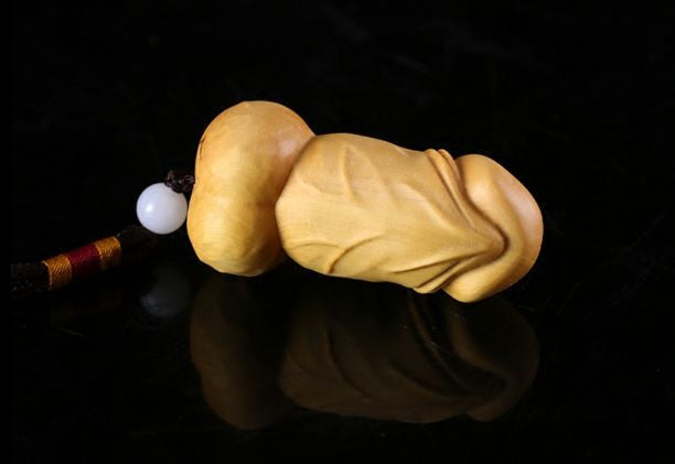 5.8 CM Long Carved Boxwood Carving Figurine Netsuke - Men's Secret