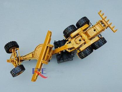 1:50 34CM DM 24M Motor Grader Construction Vehicles Machine Diecast Model
