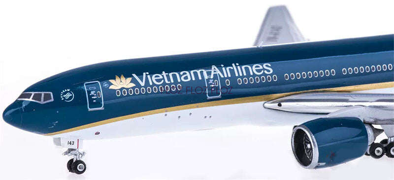 Phoenix Vietnam Airlines for Boeing B777-200ER VN-A143 1:400 Aircraft Model