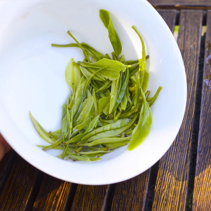 Premium Organic Anji White Tea Baicha An Ji Bai Pian Chinese Green Tea -