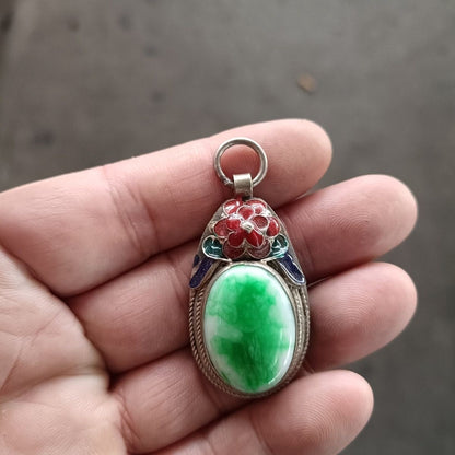 Enamel Alloy Inlaid Jade Stone Pendant Retro Flower Jewelry Decor