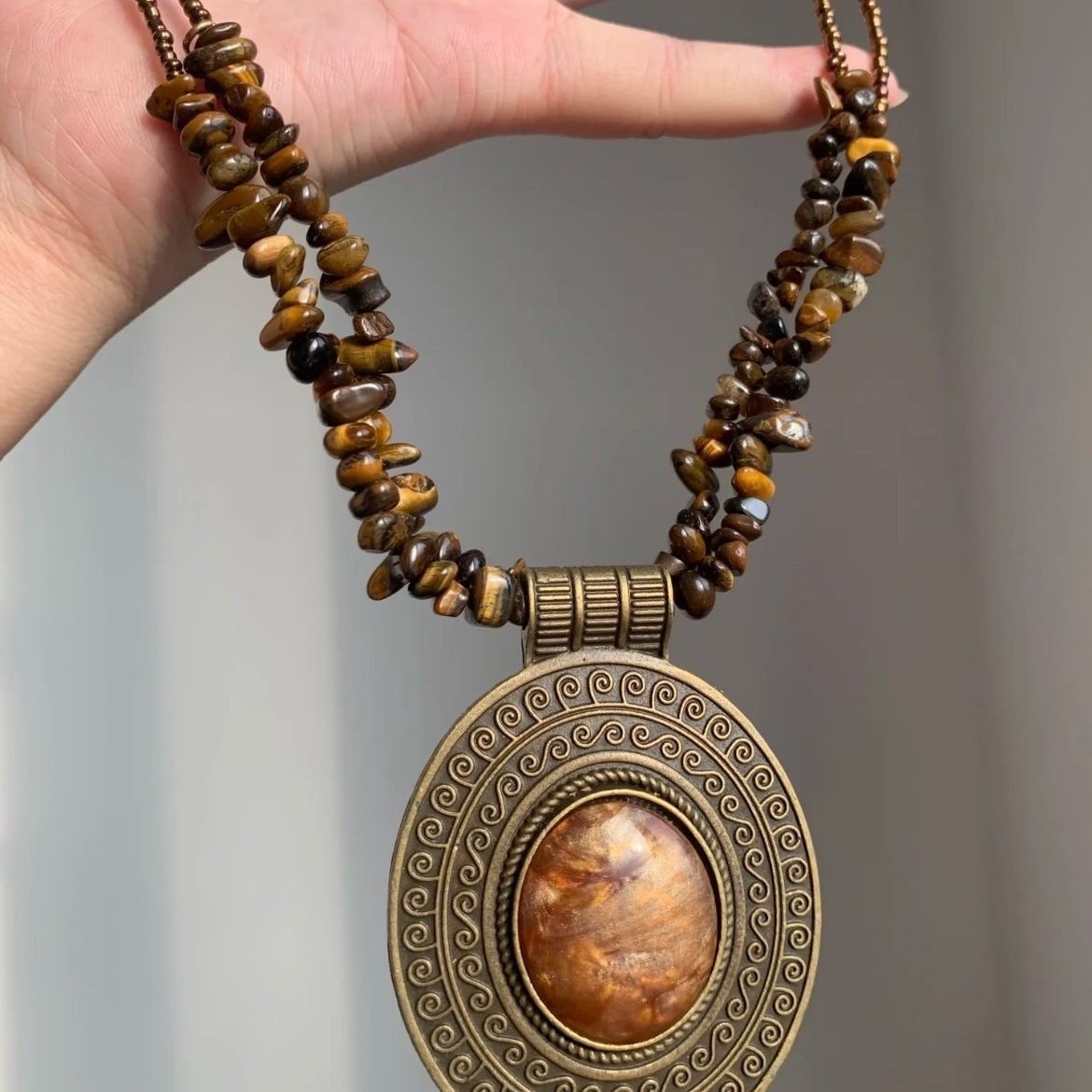 Bohemian Tiger Eye Necklace Women Oval Pendant Chip Bead Ethnic Jewelry
