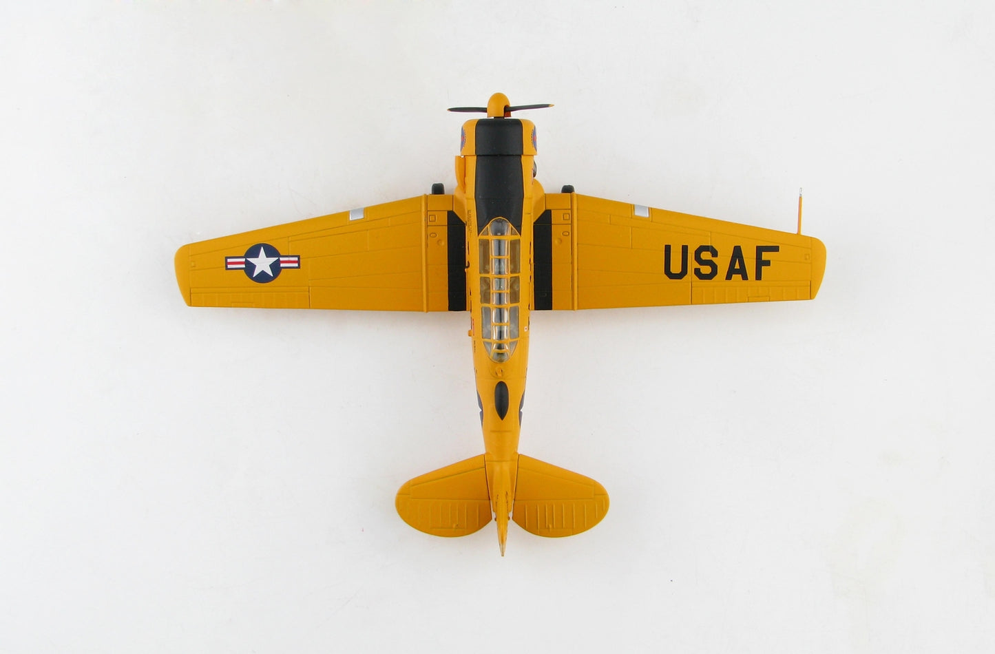HOBBY MASTER T-6G Texan 49-3477 USAF 1/72 diecast plane model aircraft