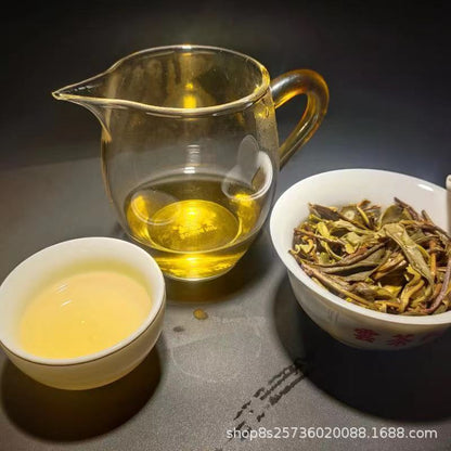 Yunnan Pu'er Raw Tea Big Leaf Ancient Tea Banzhang Single Pearl 357g Tea Cake