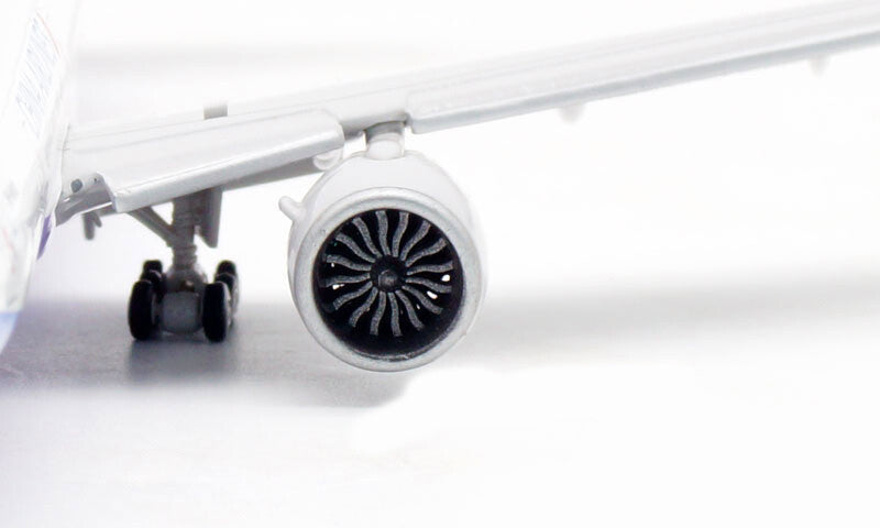 JC Wings China Airlines For Boeing B777-300ER B-18003 Flaps Down 1/400 Model