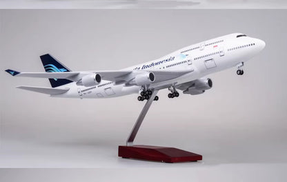 47CM 1:150 Garuda Indonesia BOEING 747-400 Airplane Landing Gears Resin Model