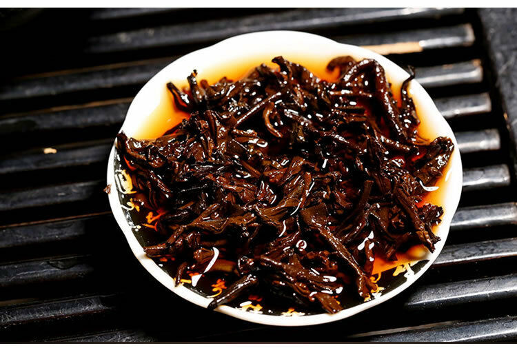 Menghai Heaven Earth Royal Big Tree Lao Ban Zhang Pu-erh Tea Cake 2006 357g Ripe