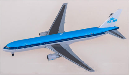 1:500 Herpa KLM Boeing 767-300 Passenger Airplane Diecast Model