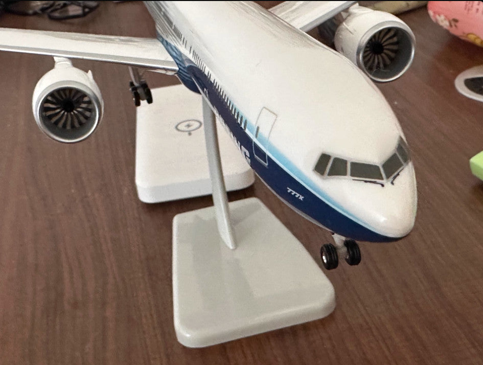 1:200 39CM Hogan BOEING 777-9X Passenger Airplane ABS Plastic Aircraft Model