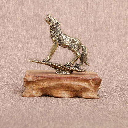 Solid Brass Wolf Ornament Rock Wolf Totem Tea Pet Retro Copper Craft