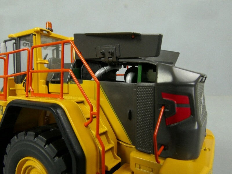 1:50 VOLVO L350H Wheel Loader Forklift Construction Machine Diecast Model