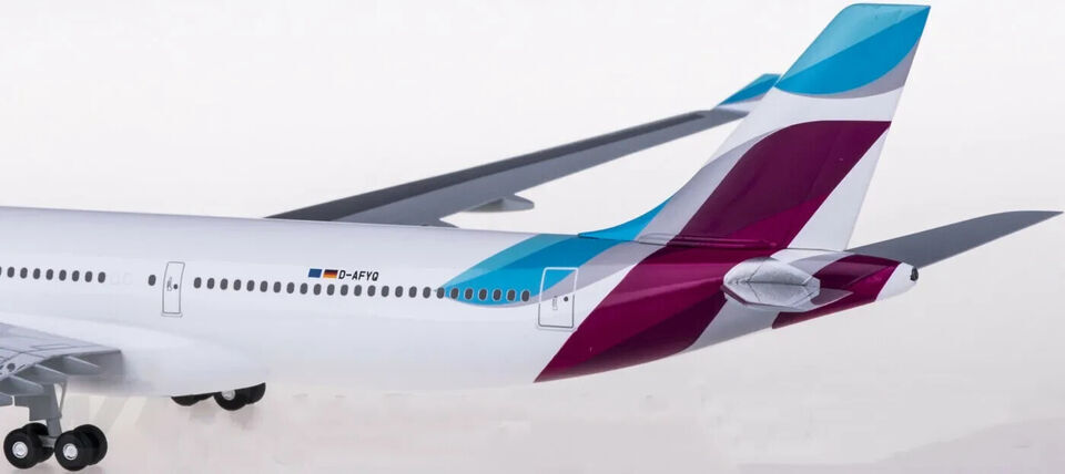 1:200 32CM Hogan Eurowings AIRBUS A330-300 Aircraft ABS Plastic Airplane Model