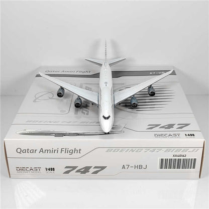 1:400 JC Wings Qatar Amiri Flight BOEING B747-8 Passenger Airplane Diecast Model