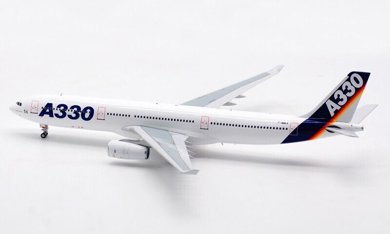 1:200 32CM InFlight AIRBUS A330-300 Passenger Airplane Diecast Aircraft Model