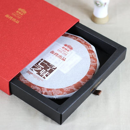 300g Pu'er Tea 2013 Qi Zi Zhi Wei Ripe Pu'er Tea Cake Gift Box Pack