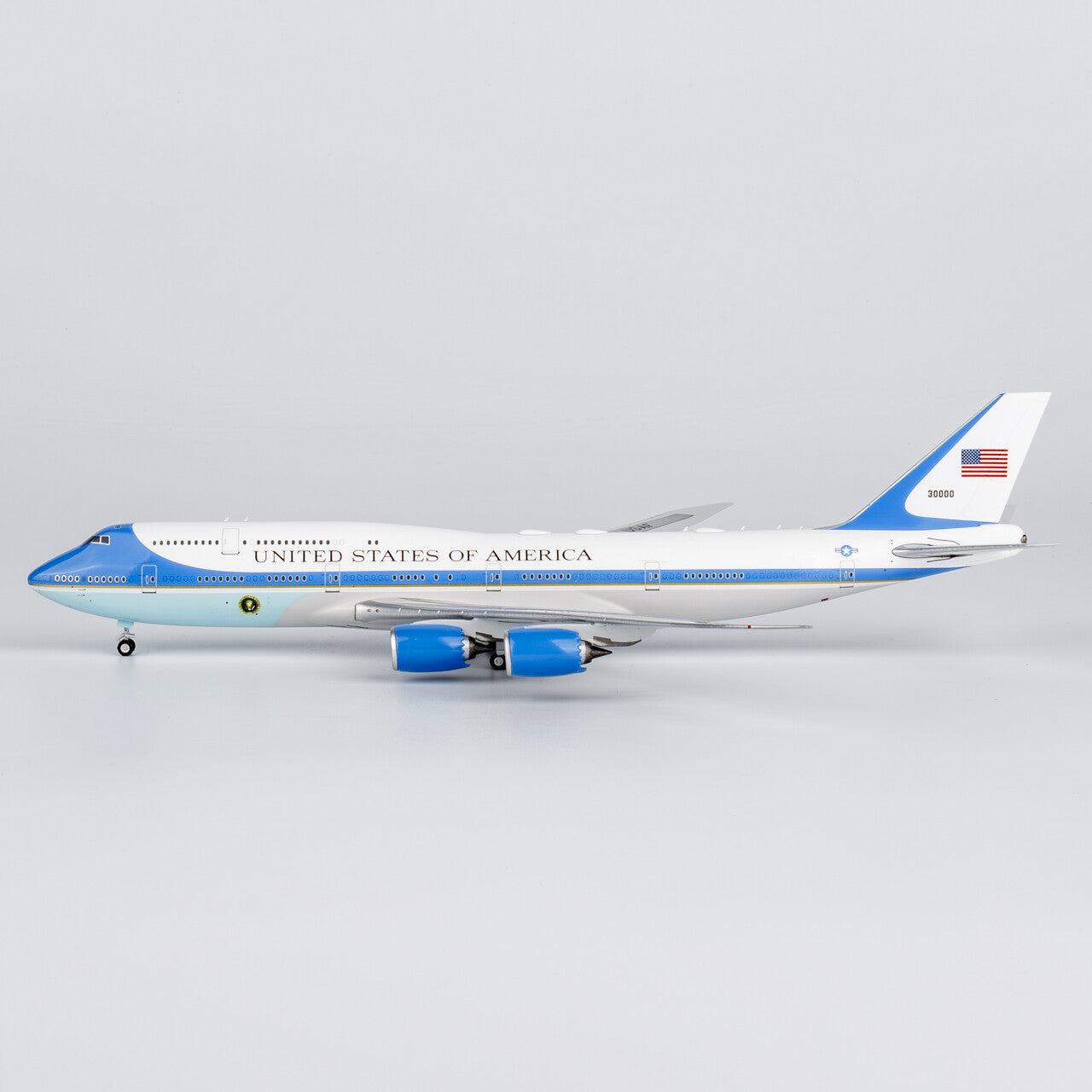 1:400 NGmodels USAF B747-8 VC-25B 30000 Passenger Airplane Diecast Plane Model