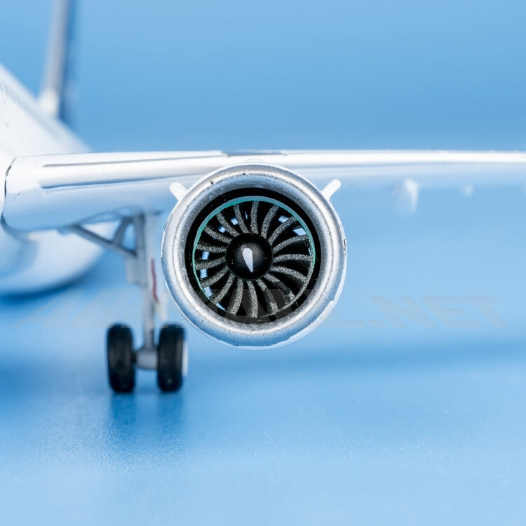 1:200 GeminiJets Lufthansa Airbus A321neo Passenger Diecast Aircraft Model