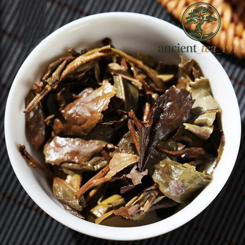 China Tea Organic Fuding Bai Mu Dan White Peony Cake White Tea