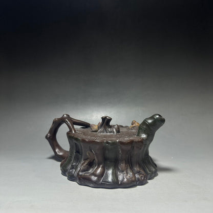 Chinese Yixing Zisha Clay Handmade Exquisite Teapot （松鼠一捆竹 底款：蒋蓉）