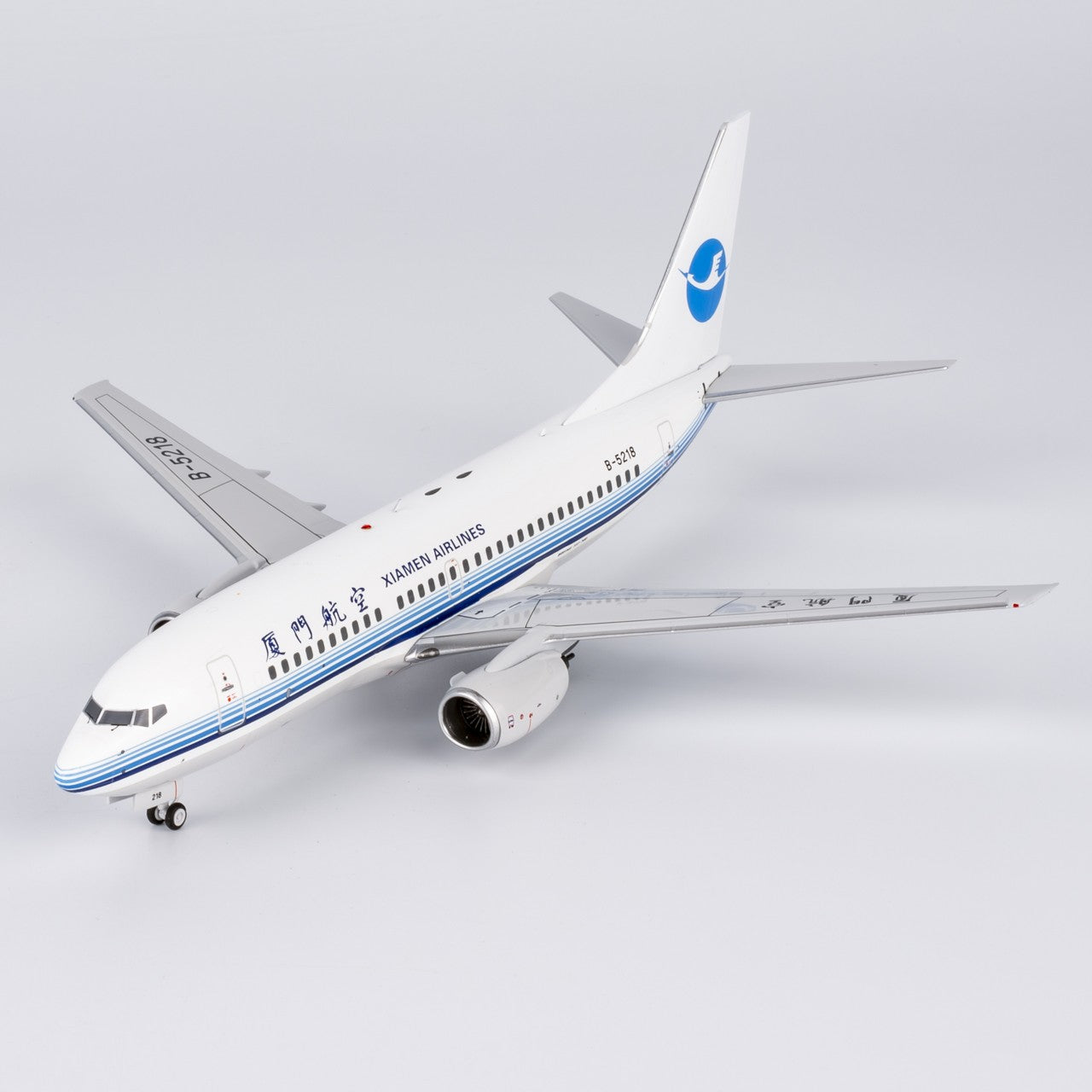 1:200 XiamenAir CCP XiamenAir B737-700 Passenger Airplane Diecast Plane Model