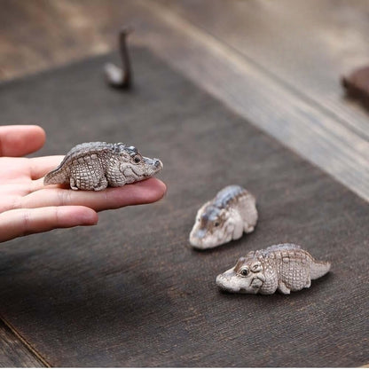 Handmade Artware Tea Pet Alligator Statue Small Size Purple Clay Table Ornament