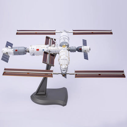 1: 90 China Aerospace Space Station Model Combination Alloy