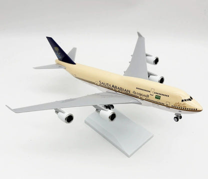 30CM SAUDI ARABIAN BOEING 747-400 Airplane Landing Gear Resin Aircraft Model