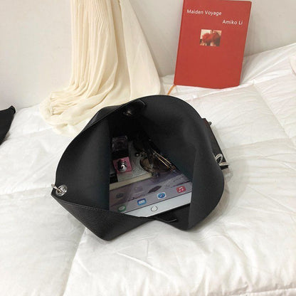 Large Shoulder Bag Handbags Purse Retro Tote Bags Synthetic Leather 30*1*37 CM