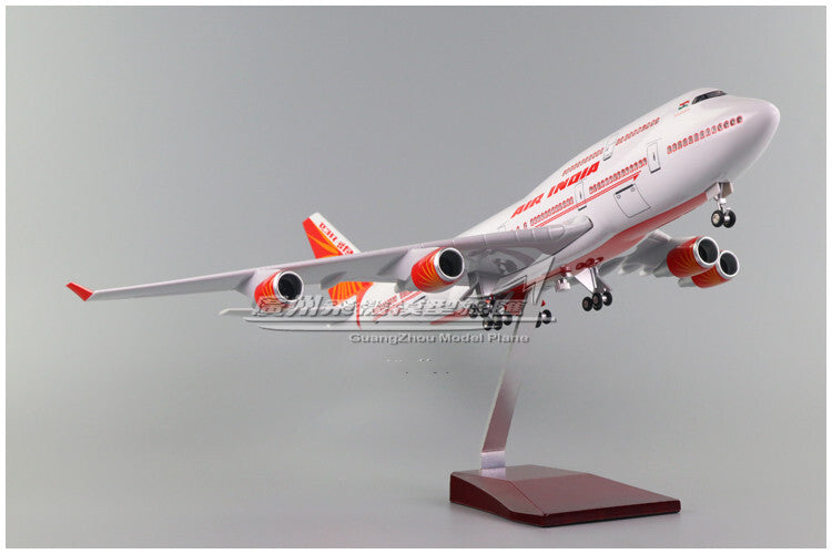 1:150 47CM AIR INDIA BOEING 747-400 Airplane Landing Gear Resin Aircraft Model