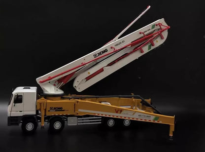 1:35 40CM XCMG HB62K 62M Concrete Pump Truck Construction Machine Diecast Model