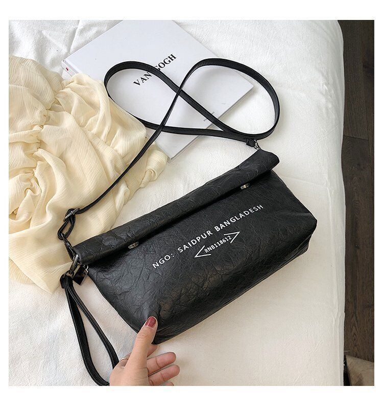 Dumpling Kraft Paper Crossbody Bags Women Flip Buttons Closure Handbags