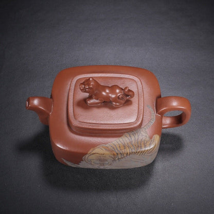 Chinese Yixing Zisha Clay Handmade Exquisite Teapot （虎啸生风 底款：施小马 ）