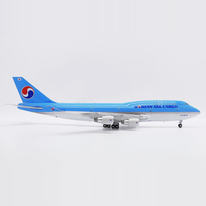 1:200 JC Wings Korean Air Boeing 747-400BCF Passenger Airplane Diecast Model