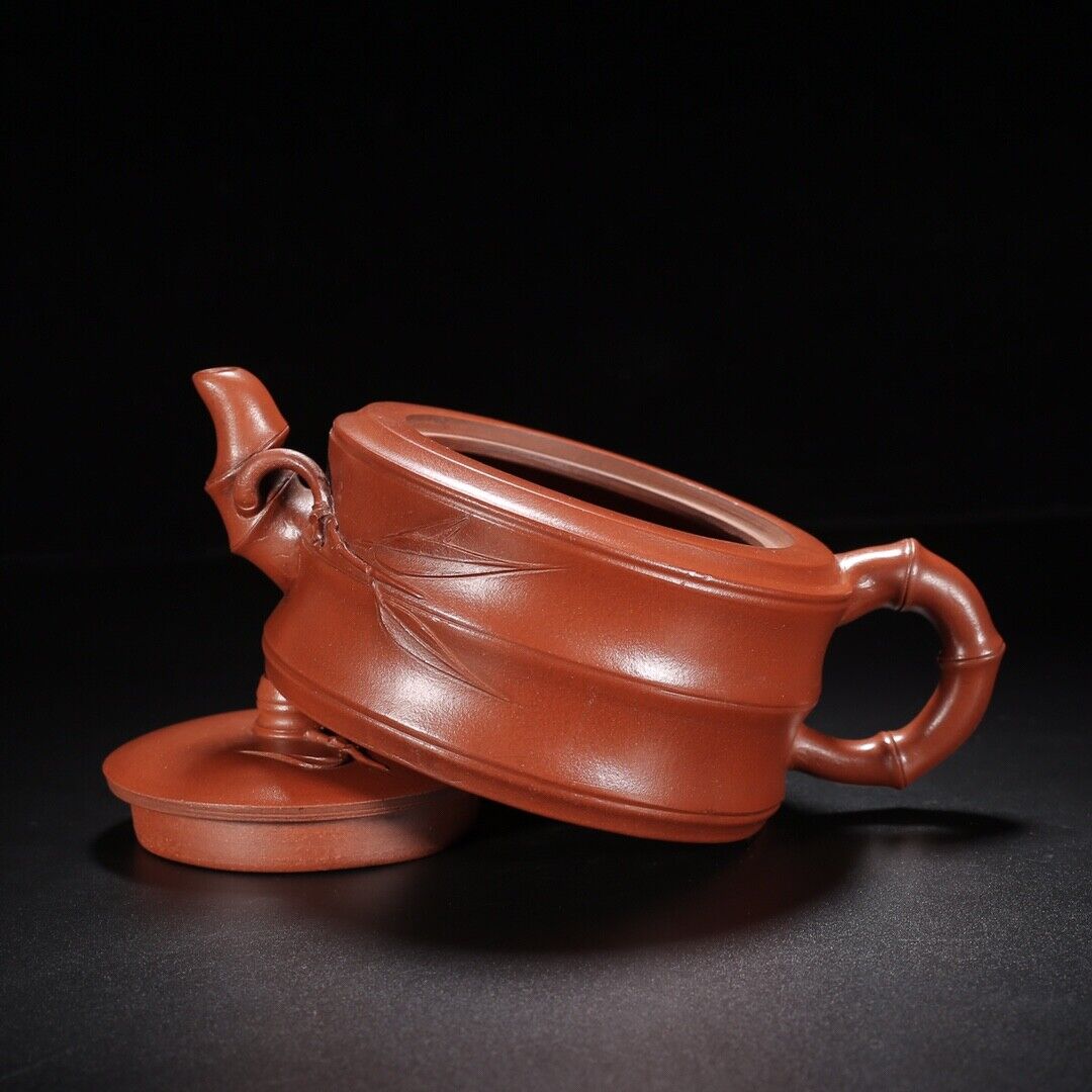 Chinese Yixing Zisha Clay Handmade Exquisite Teapot （竹韵 底款：周桂珍）