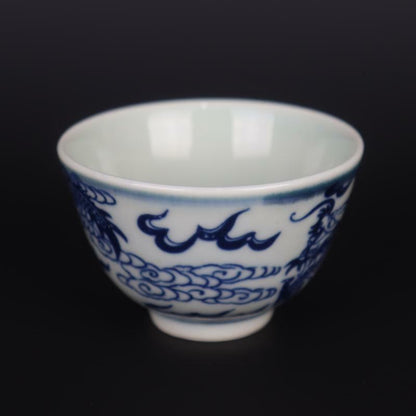 2.6 Inch Chinese Blue and White Porcelain Qing Qianlong Dragon Design Teacup Cup