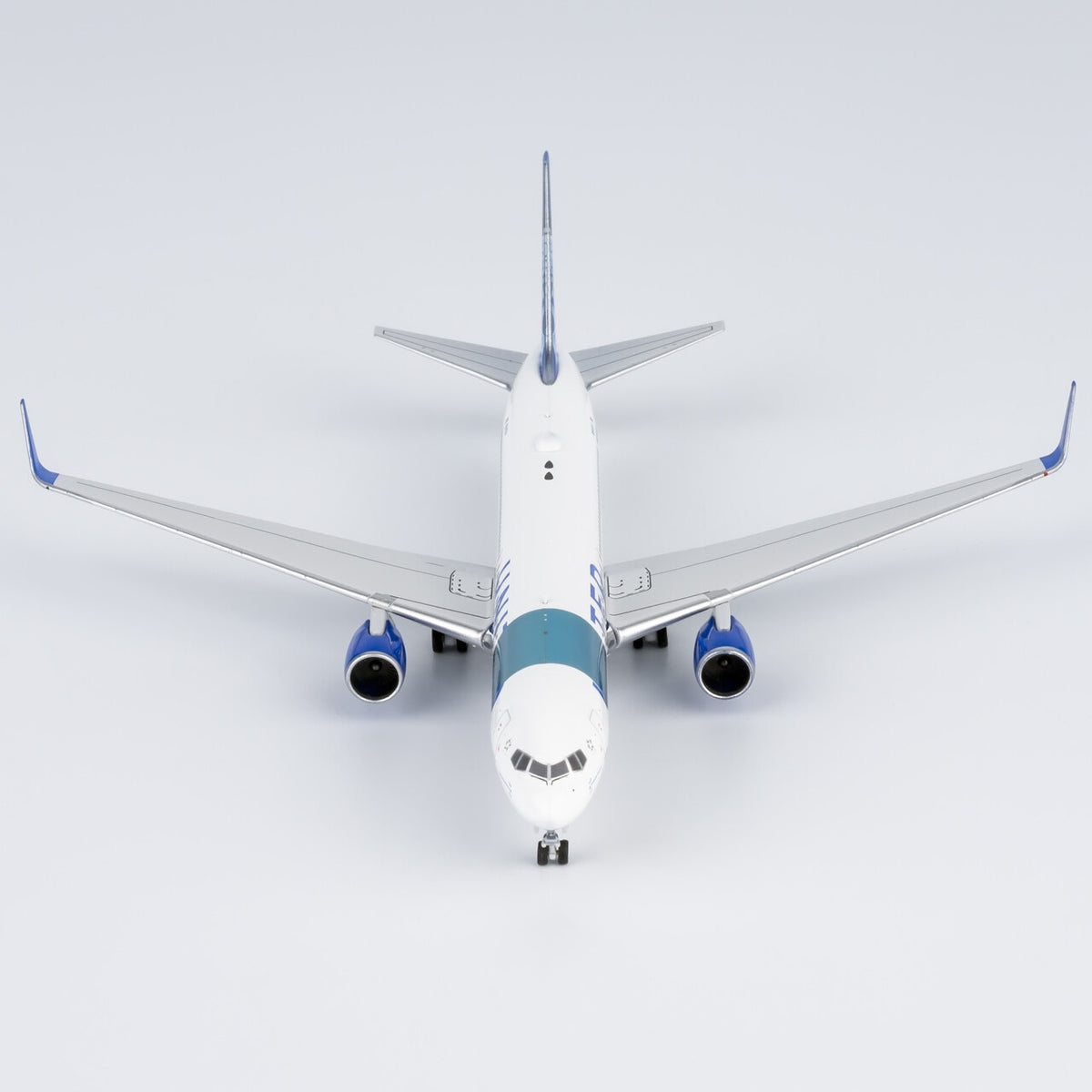 1:400 NGmodels United Airlines Boeing 767-300ER Passenger Airplane Diecast Model