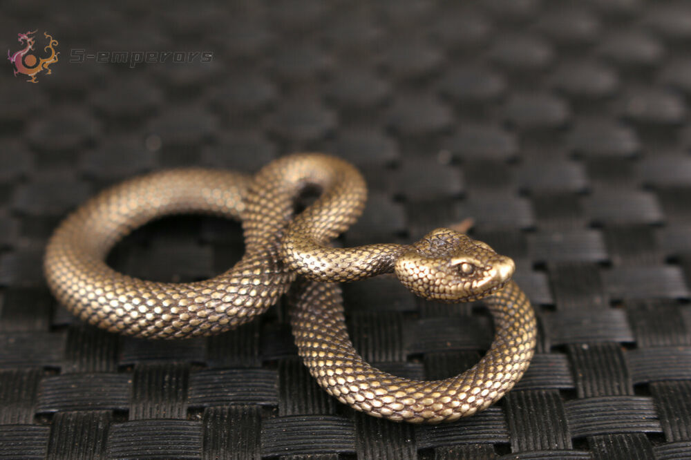 Chinese old bronze handmade Snake Statue figure Tea Pet scene home decoration