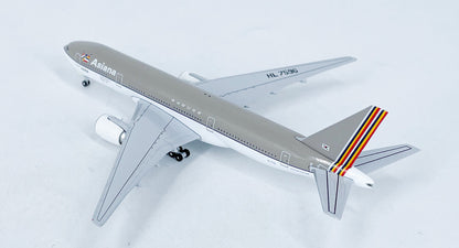 1:500 StarJets Asiana BOEING 777-200 Passenger Airplane Diecast Aircraft Model