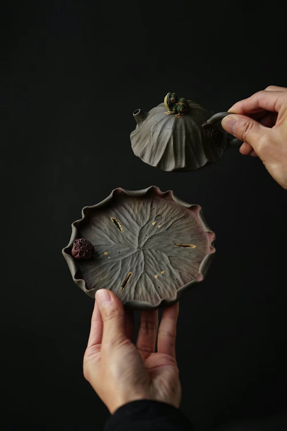 2pcs of one set Chinese Yixing Duan Clay Teapot HeTang Zisha Handmade 120cc Hu