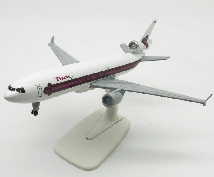 20CM Thai McDonnell Douglas MD-11 Passenger Aircraft Diecast Airplane Model