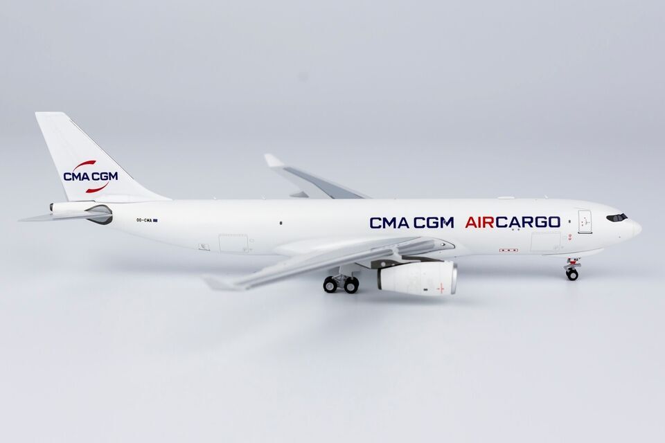 1:400 NG Model CMA CGM AirCargo AIRBUS A330-200F Airplane Diecast Aircraft Model
