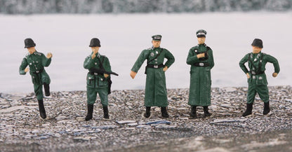 PMA German soldiers 5 figures winter infantry 1/72 Finished 5 figures model Set